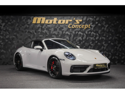 Porsche 992 .1 Targa 4 GTS PDK