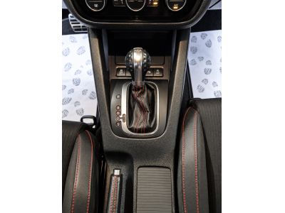 Volkswagen Scirocco GTS 220CV DSG NAVI