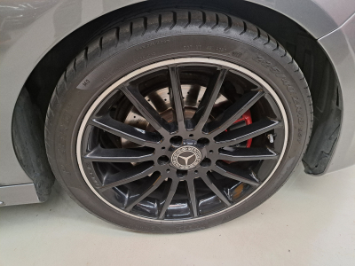 Mercedes-Benz A 250 SPORT AMG-LINE