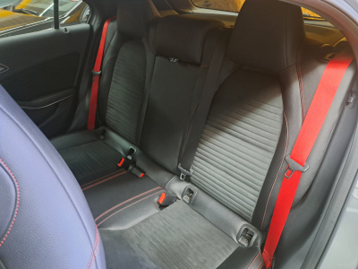 Mercedes-Benz A 250 SPORT AMG-LINE