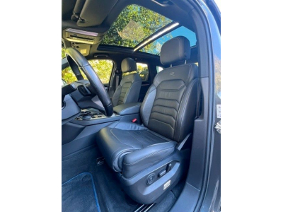 Volkswagen Touareg R eHybrid 4Motion-Panorama-1Hand