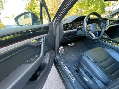 Volkswagen Touareg R eHybrid 4Motion-Panorama-1Hand
