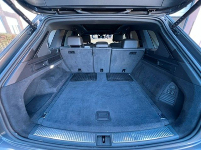 Volkswagen Touareg R eHybrid 4Motion-Panorama-1Hand