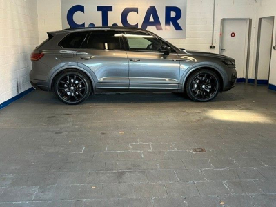 Volkswagen Touareg R eHybrid 4Motion-Panorama-1Hand