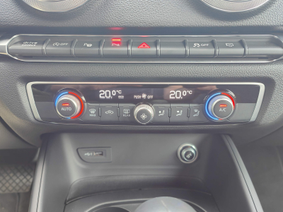Audi A3 30 TDI AMBITION GPS CARPLAY CLIM AUTO APS AV/AR