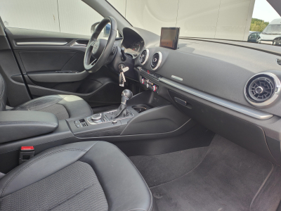 Audi A3 30 TDI AMBITION GPS CARPLAY CLIM AUTO APS AV/AR