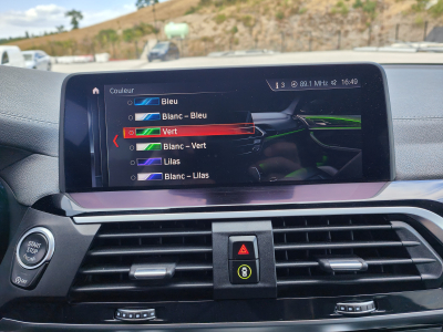 BMW X3 SDRIVE 18D PACK M CARPLAY CAMERA TOIT PANO OUVRANT SIEGES ET VOLANT CHAU