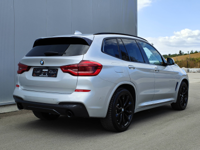 BMW X3 SDRIVE 18D PACK M CARPLAY CAMERA TOIT PANO OUVRANT SIEGES ET VOLANT CHAU