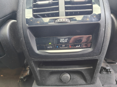 BMW X3 SDRIVE 18D PACK M CARPLAY CAMERA TOIT PANO OUVRANT SIEGES ET VOLANT CHAU