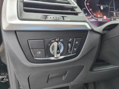 BMW X3 X3 SDRIVE18D CARPLAY GPS TOIT OUVRANT CAMERA 360