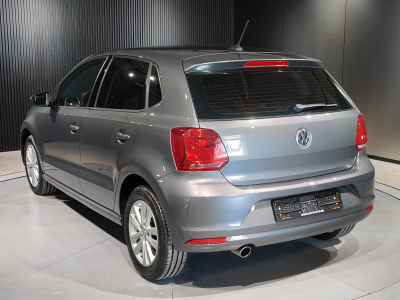 Volkswagen Polo 1.2 TSI DSG TOIT OUVRANT BLUETOOTH GPS RADAR AV/ARR CLIM AUTO