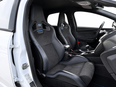 Ford Focus 2.3 ECOBOOST RS 350 AWD RECARO SITZE BI-XENON NAVI