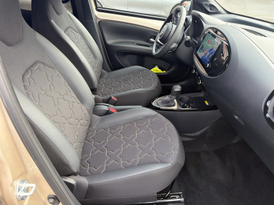Toyota Aygo Aygo X 1.0 VVT-I CVT ENVY