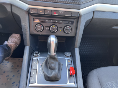 Volkswagen Amarok 3.0TdV6 Highline AHK Kamera Covertop Webasto