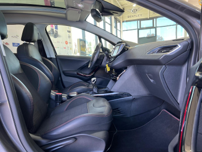 Peugeot 2008 GT LINE, 130CV, NAVI, PANORAMIQUE, BLUETOOTH, ALU 16'', GARANTIE, 1 HAND
