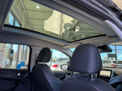 Peugeot 2008 GT LINE, 130CV, NAVI, PANORAMIQUE, BLUETOOTH, ALU 16'', GARANTIE, 1 HAND