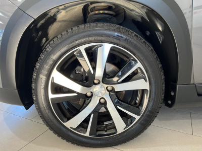 Peugeot 2008 GT LINE, 130CV, NAVI, PANORAMIQUE, BLUETOOTH, ALU 16'', GARANTIE, 1 HAND