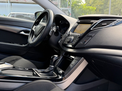 Hyundai i40 cw Style 100KW/Kamera/AUTOMATIK/