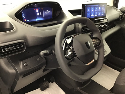 Peugeot Partner L1H1 AT 130 3 Sitzer/Klimaauto/Holzboden