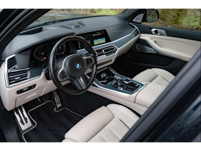 BMW X7 X7 40D Msport /xDrive/Pano/22/VOLL