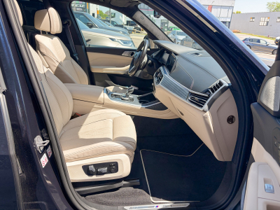 BMW X7 X7 40D Msport /xDrive/Pano/22/VOLL