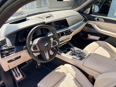 BMW X7 X7 40D Msport /xDrive/Pano/22/VOLL