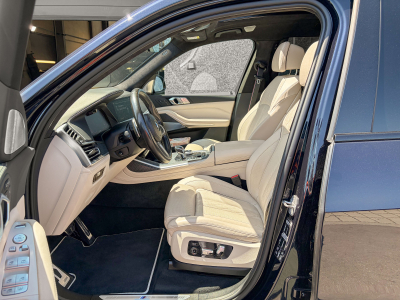 BMW X7 X7 40D Msport /xDrive/Pano/22/VOLL