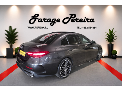 Mercedes-Benz C 180 AMG LINE PANO CUIR NAVI 1 HAND comme neuve