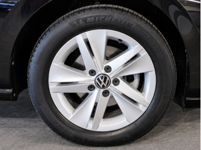 Volkswagen Golf Golf 8 1.5 eTSI 150 DSG LIFE LED NAVI