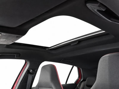 Volkswagen Golf GTI VIII 2.0 TSI 245 DSG HARMAN KARDON PANO NAVI ACC