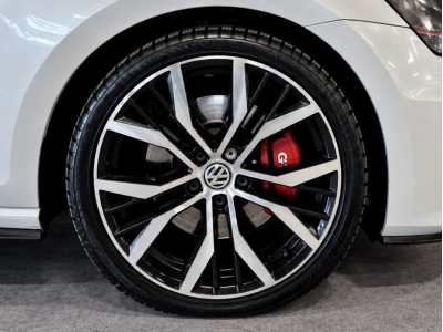 Volkswagen Golf GTI 2.0 TSI 230 DSG PERFORMANCE CUIR NAVI