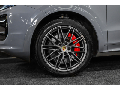 Porsche Cayenne S Coupé - ARCTIC GREY