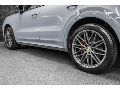 Porsche Cayenne S Coupé - ARCTIC GREY