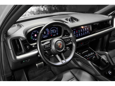 Porsche Cayenne S Coupé - ARCTIC GREY