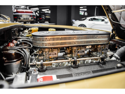 Ferrari 330 GT 2+2 -