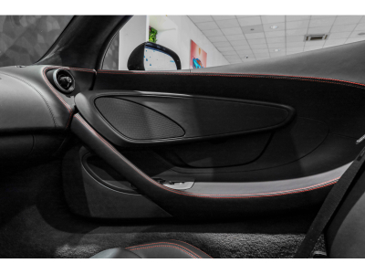 McLaren 570S Spider - FIRE BLACK