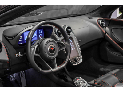 McLaren 570S Spider - FIRE BLACK