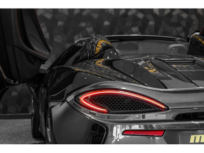 McLaren 570S Spider - FIRE BLACK
