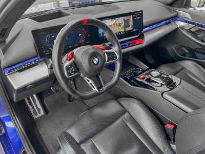 BMW M5 BMW M5 727 CH FACELIFT - M CARBON - BOWERS & WILKINS - PARK ASSISTANT PRO - CUIR MERINO - PANORAMIQUE**