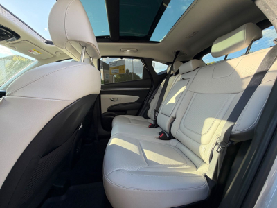 Hyundai Tucson Select Mild-Hybrid 2WD1/1.Hand/Pano/