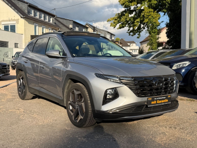 Hyundai Tucson Select Mild-Hybrid 2WD1/1.Hand/Pano/