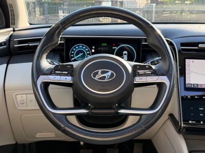 Hyundai Tucson Select Mild-Hybrid 2WD1/1.Hand/Pano/