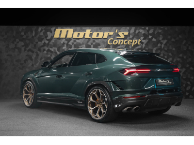 Lamborghini Urus PERFORMANTE Akrapovic / VERDE LARES