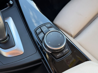 BMW 320 d Touring  xDrive Luxury Line|AHK/HEAD UP