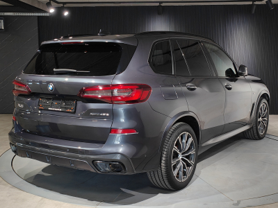 BMW X5 X5 XDRIVE45E PACK M TOIT OUVRANT CAMERA 360 SUSPENSIONS PNEU