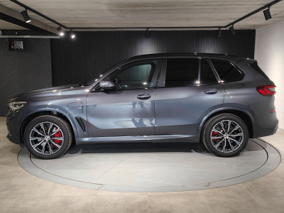 BMW X5 X5 XDRIVE45E PACK M TOIT OUVRANT CAMERA 360 SUSPENSIONS PNEU