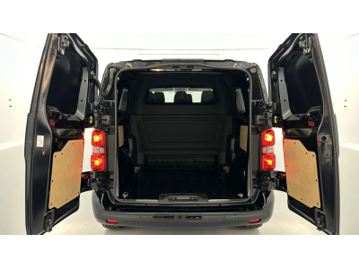Citroën Jumpy 180 EAT8 DOKA M 6 Sitzer/Kamera