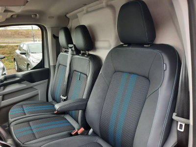 Ford Transit Custom TDCI 170 AT L2H1 Sport AHK/2 Schiebetüren
