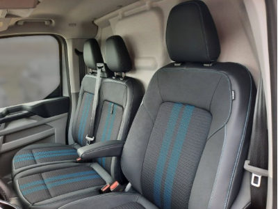 Ford Transit Custom TDCI 170 AT L2H1 Sport AHK/2 Schiebetüren