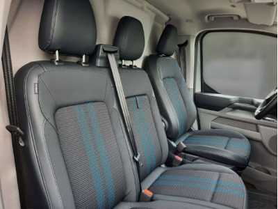 Ford Transit Custom TDCI 170 AT L2H1 Sport AHK/2 Schiebetüren